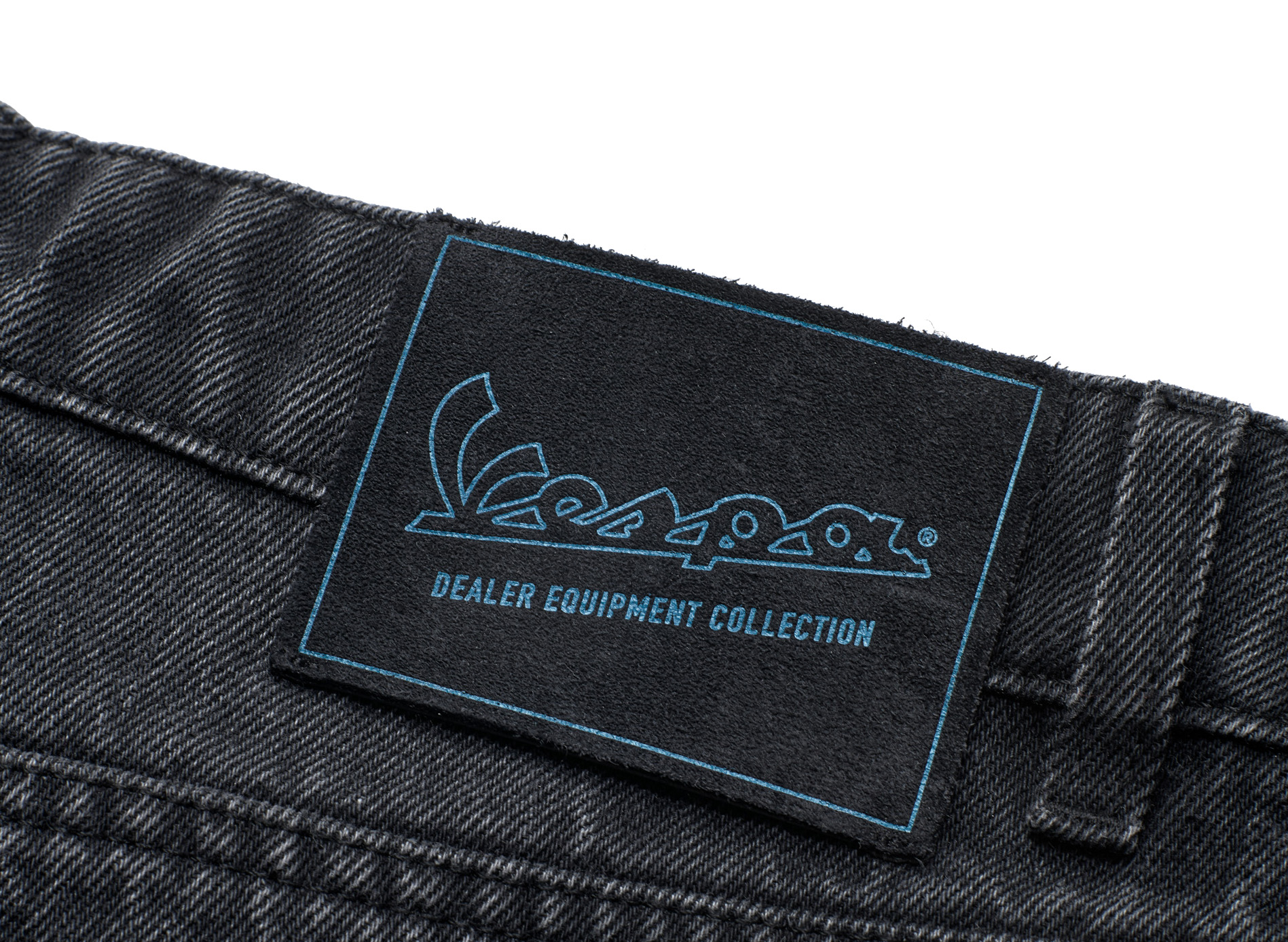 Vespa Over-Jeans noir collection DEC