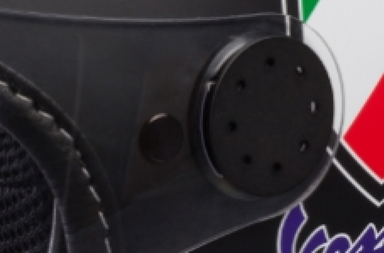 Jeu de vis noir mat pour casques Piaggio / Vespa